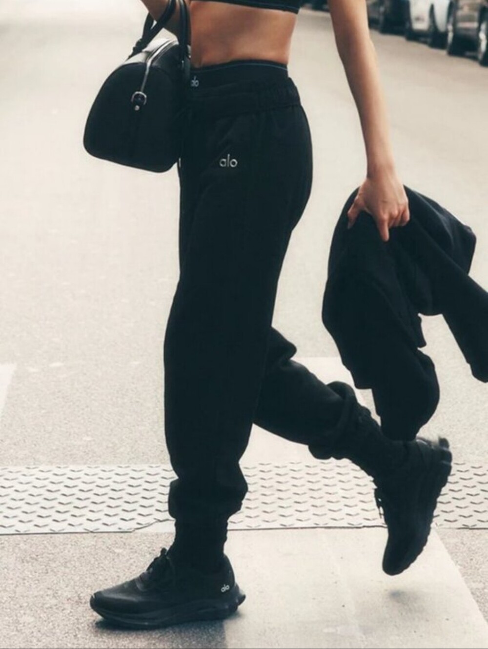 Alo Yoga Accolade Jogger Sweatpants In Black Unisex Women's Size Large